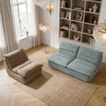 Salon Lumineux Canapé Bleu Fauteuil Beige Salon lumineux avec canapé bleu, fauteuil beige, parquet chevron et bibliothèque élégante